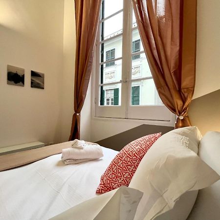Happy Family Apartments U Papaviou Генуа Екстериор снимка