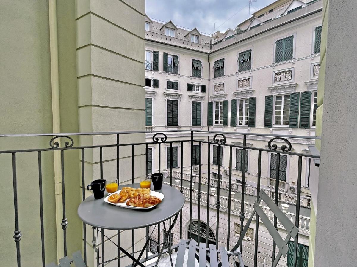 Happy Family Apartments U Papaviou Генуа Екстериор снимка